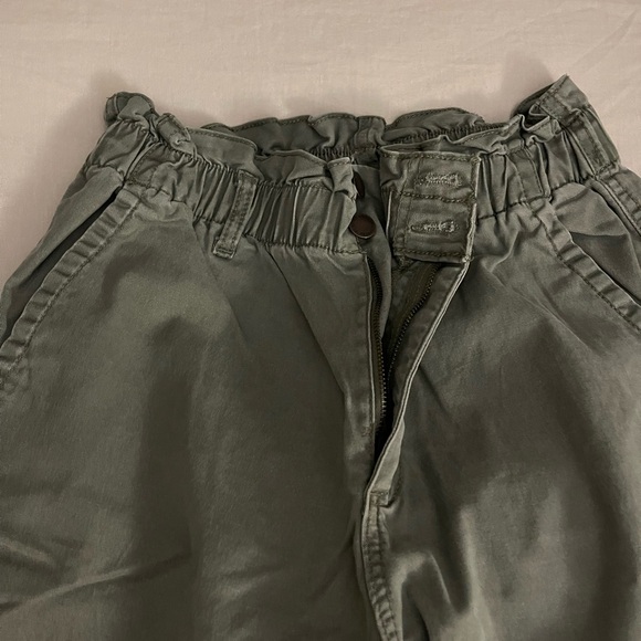 Universal Thread High Waisted Ruffle Pant - Picture 4 of 6